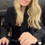 Lara Fabian Instagram - Merci Thank you … Le meilleur reste à venir 🤍