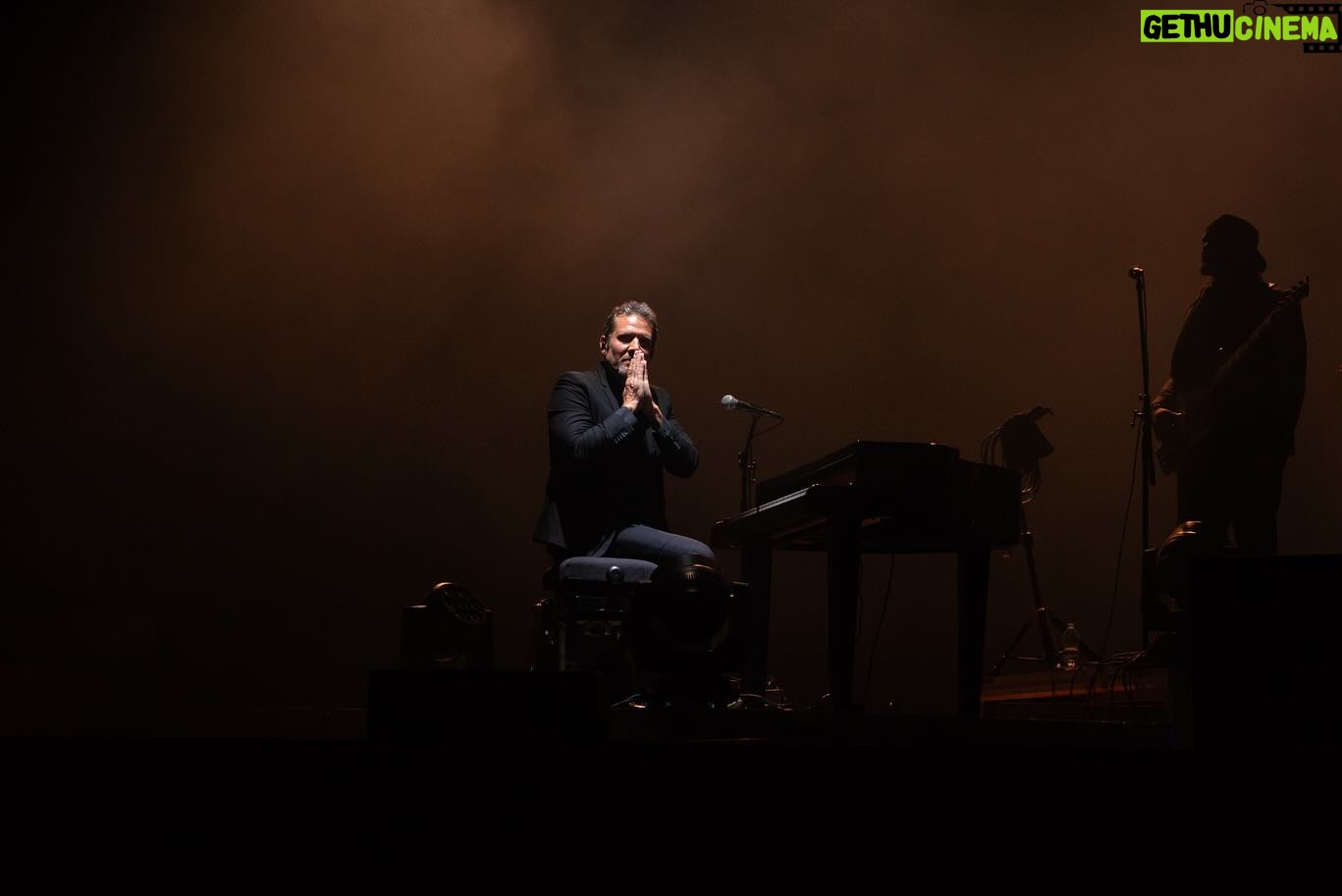 Lara Fabian Instagram - What a night Zagreb … thank you! 💙#jetaimetour
