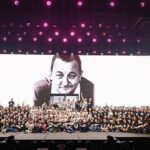 Lara Fabian Instagram – Merci aux bénévoles , merci à vous , merci aux artistes , à la production … @enfoiresofficiel @restos.du.coeur … on reste 🤍