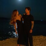 Larissa Gacemer Instagram – Nasıl güzel bir gece seninle ❤️ @gacemerburak #fullmoon #love