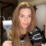 Larissa Gacemer Instagram - Evet bu saat saç boyuyorum 😅 Sonunda son 3-4 ay kullandım saç boylar paylaşıyorum 🫶🏻 ♥️ koleston 8.1 / igora 0-22 ( bir nohut kadar) ve oksidasyon kremi %9 -30 vol. #reklam