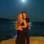Larissa Gacemer Instagram – Nasıl güzel bir gece seninle ❤️ @gacemerburak #fullmoon #love