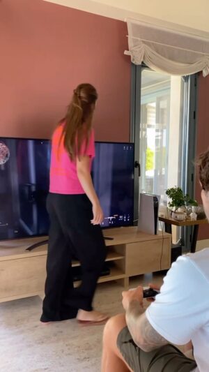 Larissa Gacemer Instagram - 😂😂 @gacemerburak