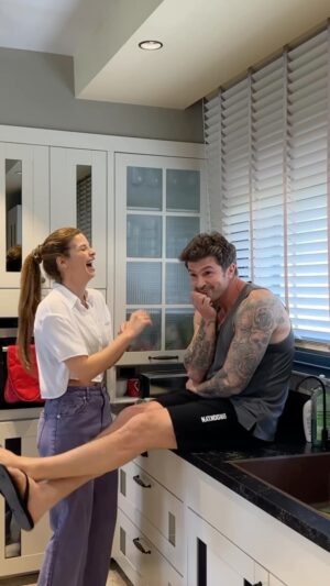 Larissa Gacemer Instagram - ♥️😎😂