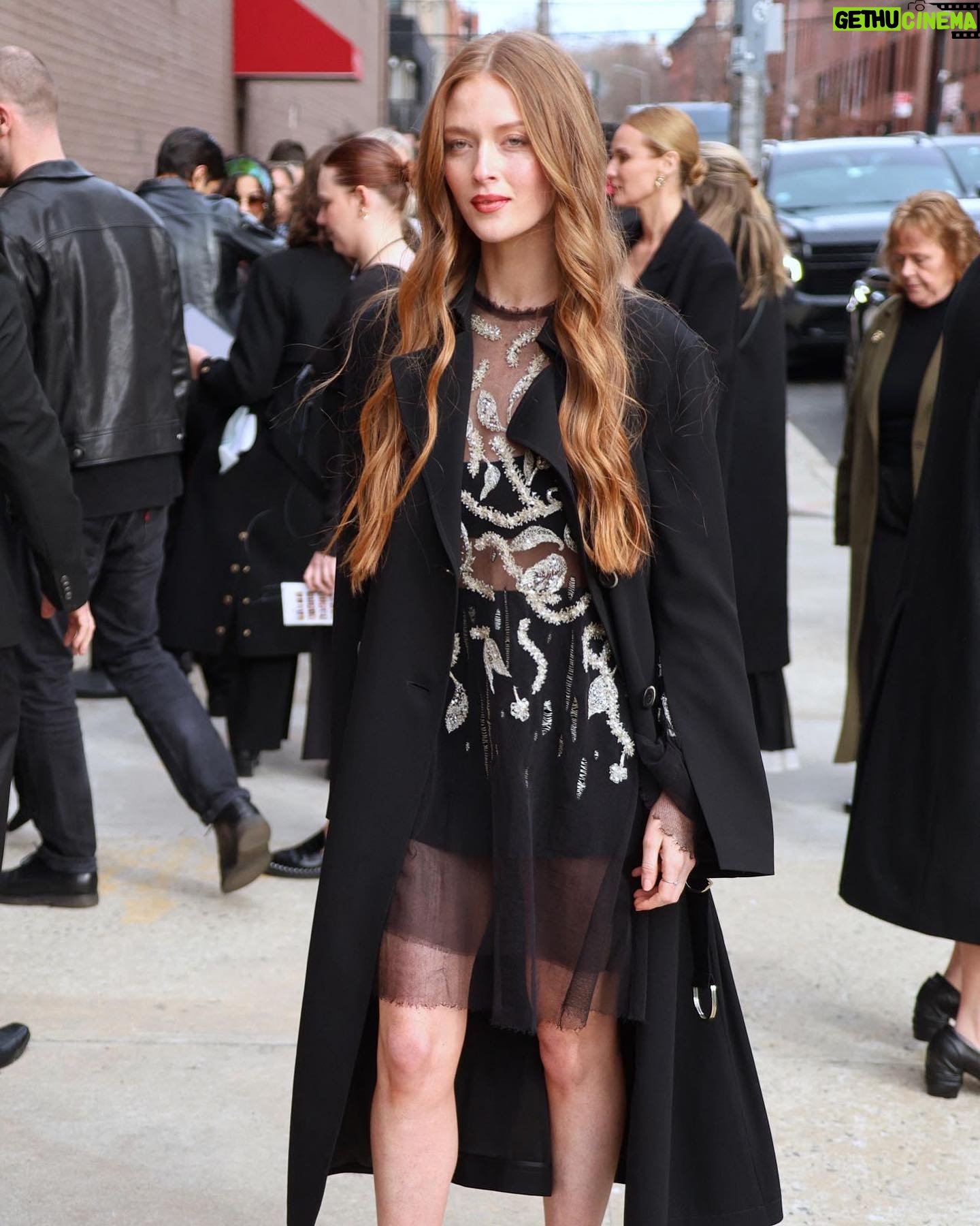 Larsen Thompson Instagram - @jasonwu moments🤍 I met Jason back in 2017 and it has been such a joy to watch his incredible journey. You’re so special, thank you for having me!!!
