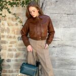 Larsen Thompson Instagram - Favorite time of year in @LoroPiana #LoroPiana #LoroPianaExtraBag #InPartnershipWithLoroPiana 🤎