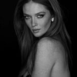 Larsen Thompson Instagram - frecks in b&w @manfredbaumann🖤 makeup: @nellybaumann