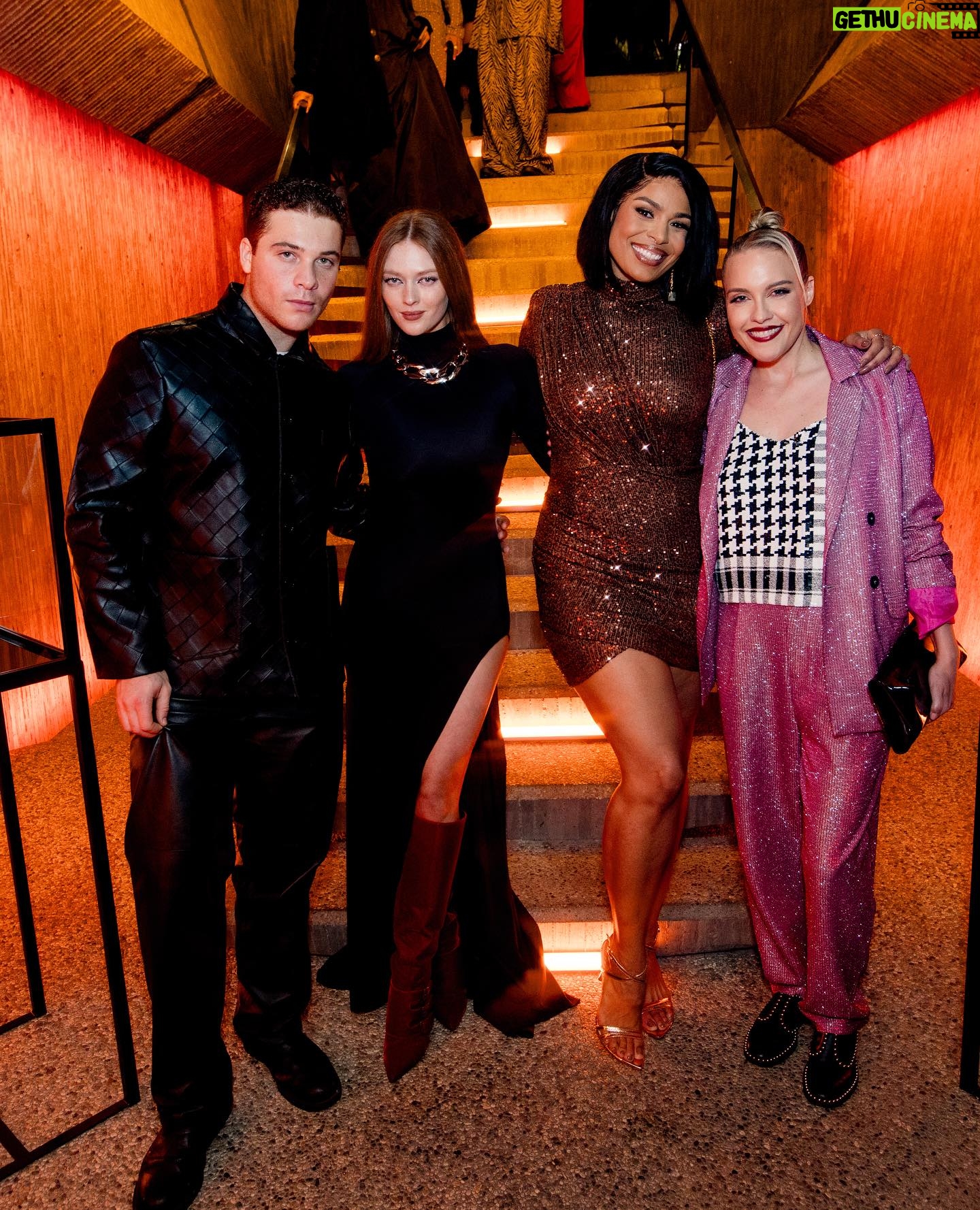 Larsen Thompson Instagram - Thank you @billboard for having me to celebrate #BillboardNo1s 🖤 Can’t wait for you all to hear the music I’ve been working on!!! Finally got to pull out this dress by @c_ritter_ and these @dundasworld boots!!! The rain didn’t stop us, such a good night!!! pc: @wesandalex