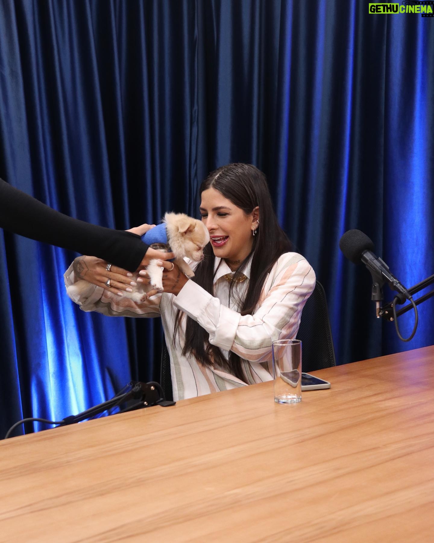Lary Bottino Instagram - @tvfamaoficial —— dia de podcast // ph: @dani.producao