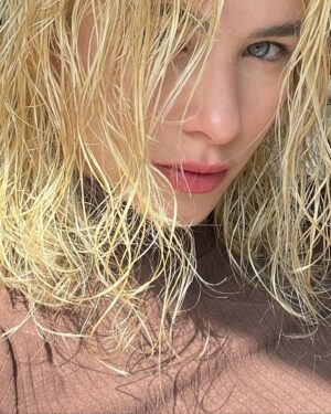 Laryssa Ayres Instagram - até quando durar..