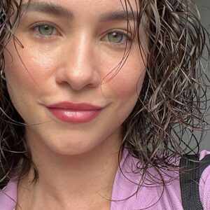 Laryssa Ayres Instagram - Tá no olhar💜