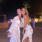 Laryssa Ayres Instagram – obrigada por proporcionarem momentos que ficarão guardados pra sempre, fechar meu final de ano no @reveillon.amore foi minha melhor escolha✨ @carvalheira @wemakeideas vocês fazem TUDO mesmo💖