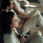 Laryssa Ayres Instagram - Até pensei em escrever algo mais extenso diante de toda vivência, mas como aprendido, é impossível expressar o que é pra quem nunca vivenciou e não se faz necessário pra quem já sabe. Outono, dias de renascimento Respiração Entrega Conexões Natureza Expansão A morte do xamã 🏹 Imensamente encantada com @viver.moksha Obrigada por conduzirem tão amorosamente cada processo ali presente ✨💡🫀 📷 @allemanzano__