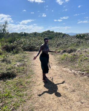 Lashana Lynch Instagram - London sun here for three days only. Questioning why I’m not in Jamaica! ☀️