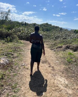 Lashana Lynch Instagram - London sun here for three days only. Questioning why I’m not in Jamaica! ☀️