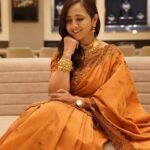 Lasya Manjunath Instagram – IT’S OK TO BE A LITTLE OBSESSED WITH JEWELLERY 💍

Gold jewellery: @devipavitraofficial 
Saree : @pari.designers_

Come, join for my Akshaya Tritiya shopping….Devi Pavitra Gold & Diamonds offers very exciting offers on this occasion – Flat 6% VA on Chains/Banges; Flat 12% on Stone Jewellery & on Diamond Jewellery Rs.51,999/- per carat, T&C Applies

Watch Never Before Unique Designs in latest Gold and Diamond Jewellery with unbeatable offers… @devipavitraofficial 

First time of it’s kind in Hyderabad – Bridal Studio for aspiring Brides 

Address For all occasions, One location :
Devi Pavitra Gold & Diamonds
1st Floor,PNR Empire,
Near Metro Pillar No : A 737
KUKATPALLY,
Hyderabad. – 500072. 
Contact : 9406689999

managed by: @unomantrik
unomantrik@gmail.com

#devipavitraofficial #gold #diamonds #jewellery #jewellerycollection #latestjewellerydesigns #latestdesign #jewellerystore #goldjewellery #puregold #diamondjewellery