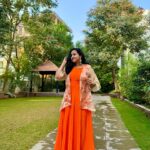 Lasya Manjunath Instagram - Iam not worrying about My enemies. Let their own karma slap them straight on their face.✌️ Shathruvulu ekkado undaru , manatho navvuthoo , Manatho bagunnattu natisthoo, mana Pakka ne untaru 😂🤣 Jaagratha 🥰 Outfit : @pari.designers_