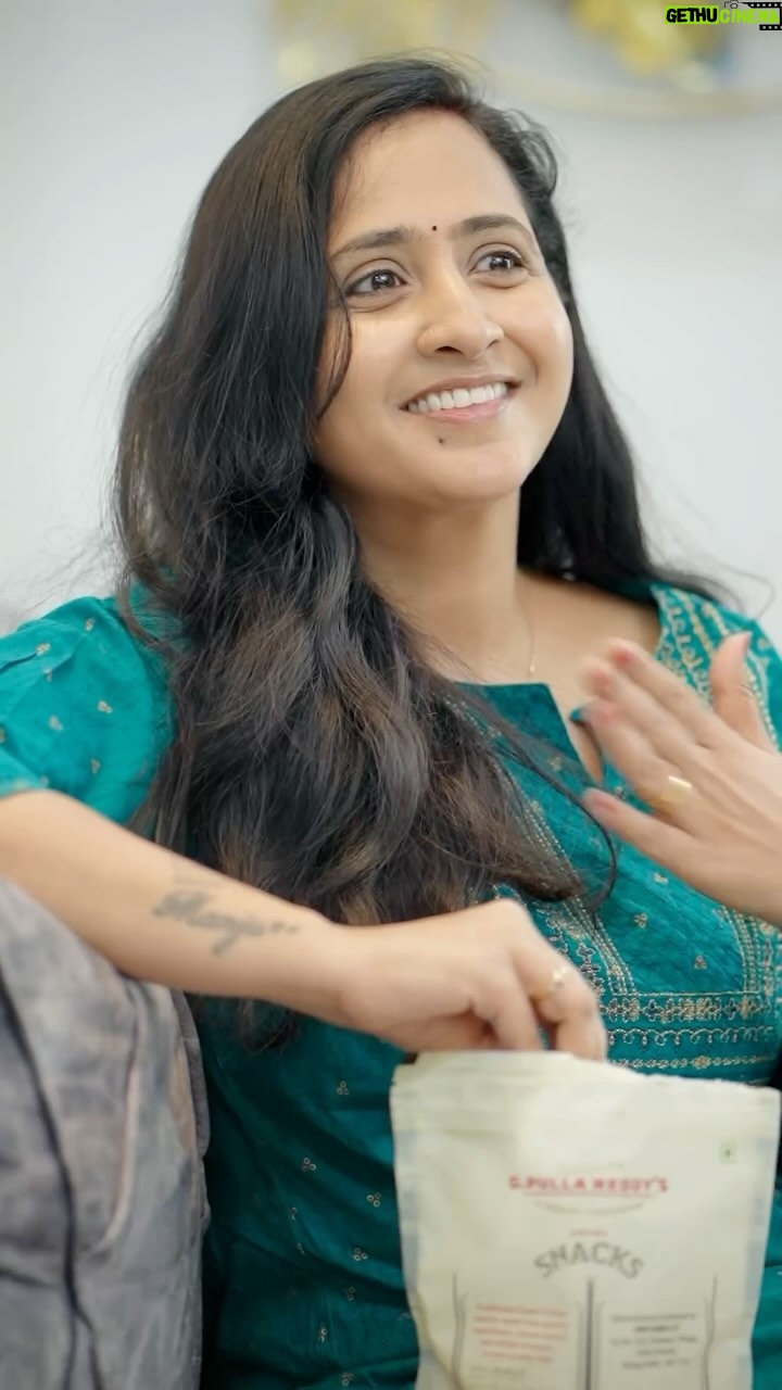 Lasya Manjunath Instagram - Ma thammudu unnade 🤦🏻♀️🙆🏼♀️ Episode : 5 Akka thammudu Short series I hope you all like this series 🫰🏻🩷 @manjunath_chillale @rajesh_mpr Directed by #KK Written by @nimeesha_k #akkathammudu #akkathammudu❤️bonding♾️🥰 #akkathammuduseries #siblings #brothersisterlove #brotherandsisterAkka thammudu series I hope you all like this series 🫰🏻🩷 @manjunath_chillale @rajesh_mpr Directed by #KK Written by @nimeesha_k #akkathammudu #akkathammudu❤️bonding♾️🥰 #akkathammuduseries #siblings #brothersisterlove #brotherandsister