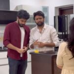 Lasya Manjunath Instagram - Abba veella performanceuuuu sallagunda 🤣😂🤣 Oscar 👏🏻👏🏻👏🏻👏🏻 Inthaki evarini evaru chedakoduthunnaro 🤷🏻‍♀️ VC : @swethaa_naidu 😘🫰🏻😘
