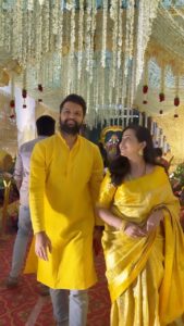 Lasya Manjunath Instagram - Atla choodake disti 🧿 thagulthadhi 😛😜😂🤣😂 @manjunath_chillale