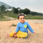 Lasya Manjunath Instagram – Munnu 😍😘❤️

#cutie
1st time sand ⌛️ lo adukuntunnadu ..
Full vlog in my youtube channel 😊