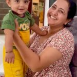 Lasya Manjunath Instagram – Just Munnu things 😍🥰
Looking like a wow 😘✨
Ma munnu padukodata 😂🤣😂 choodandi 

@its.memunnu 
@urs.junnu