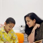 Lasya Manjunath Instagram - Studying hard or hardly studying? With just 2 weeks until exams, we've got our game plan locked in! 📚💪 Fueling those study sessions with @horlicksin which is clinically proven to improve concentration in kids. Just what my kid needs during the stressful exam time. Let's ace this together and be #ExamReady!