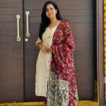 Lasya Manjunath Instagram - “You define your own life. Don’t let other people write your script.” ❤️ Outfit : @pari.designers_