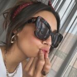 Laura Archbold Instagram - Que no se te olvide alzar la cara. Que no se te olvide que esta bien estar mal pero que no debe ser tu lugar de residencia.