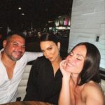 Laura Carmine Instagram - april.jpg Abril el mejor mes 🤍🎂🎉💐 1.Mi cumpleaños 2.Mi hermana del alma 3.Elenco película boricua Perla (se cortó Carlos Ponce🤦🏼‍♀️) 4. Dos amigos, dos productores 5. Reencuentro Rigo, Isa y Angela 🤍 6. La Paz, B.C.S. 7. No se que haría sin ellos, los culpables de todo😂 8. Un buen viaje 9. Girls Trip 10. Friends time