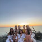 Laura Carmine Instagram - april.jpg Abril el mejor mes 🤍🎂🎉💐 1.Mi cumpleaños 2.Mi hermana del alma 3.Elenco película boricua Perla (se cortó Carlos Ponce🤦🏼‍♀️) 4. Dos amigos, dos productores 5. Reencuentro Rigo, Isa y Angela 🤍 6. La Paz, B.C.S. 7. No se que haría sin ellos, los culpables de todo😂 8. Un buen viaje 9. Girls Trip 10. Friends time