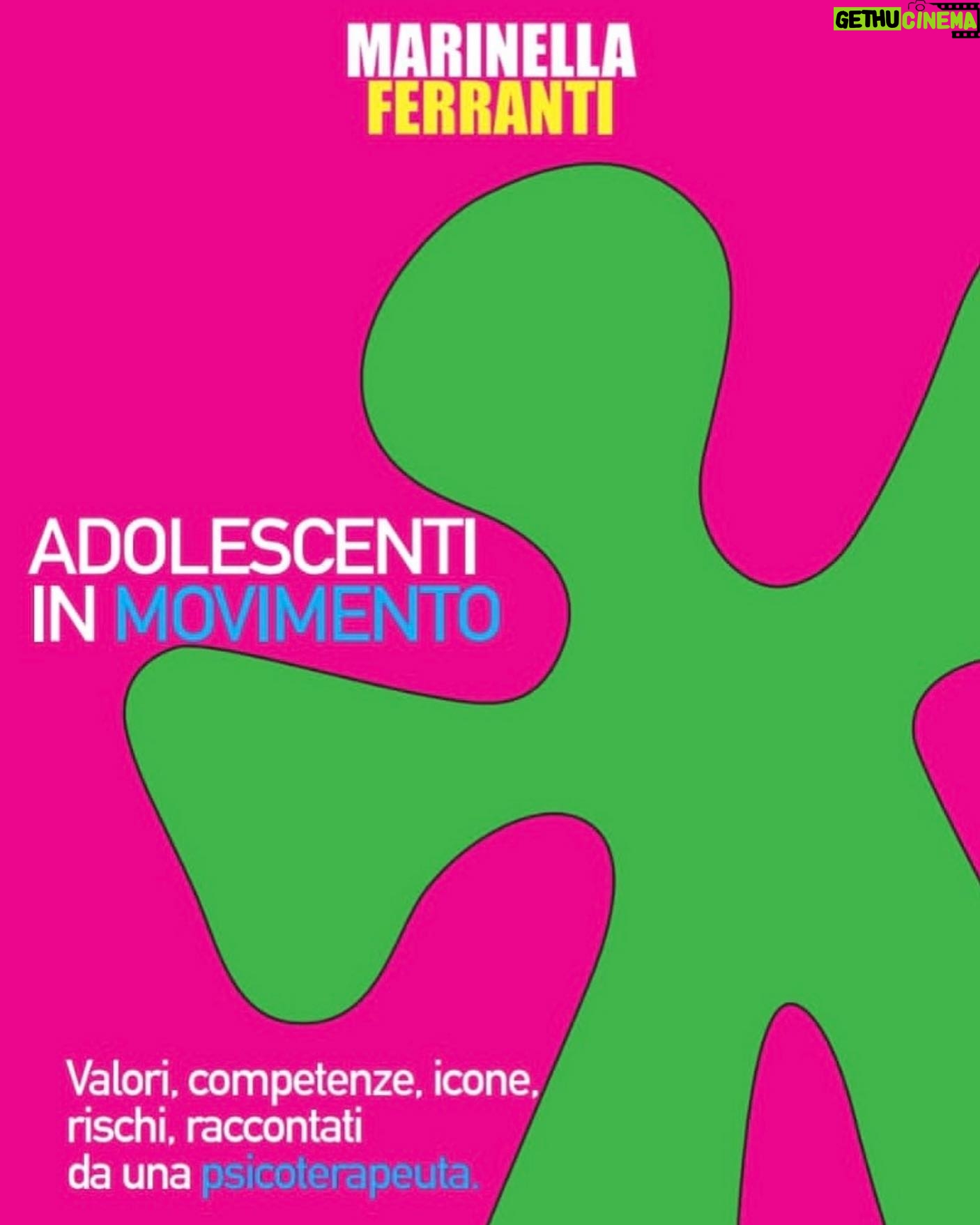 Laura Chiatti Instagram - Vi consiglio questo libro di @dottmarinellaferranti sugli adolescenti , che ci aiuta a capire i figli per indirizzare i nostri comportamenti ed essere al loro fianco… ❤️