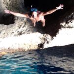Laura Chiatti Instagram - Neanche la più bella delle poesie potrebbe mai descriverti perfettamente , come questa fotografia . Tu sai volare in alto senza paura di precipitare, anche quando il suolo è troppo vicino al tuo cuore. Lo fai con libertà , desiderio , determinazione … accompagnato sempre da quel meraviglioso sorriso che hai tramandato ai nostri figli , e che mi insegna ogni giorno a non smettere mai di credere e sognare. Buon compleanno boss 😂😂😂 @marcoboccireal