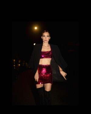 Laura Chiatti Instagram - sorprese …. grazie @carolina_savino @donnaveleno @_eleonoracm_ph @emilyydevito