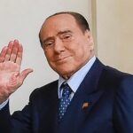 Laura Chiatti Instagram - Per molti Silvio Berlusconi … Per me solo Silvio. L’uomo che sei stato non morirà mai. Buon viaggio presidente ❤️