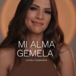 Laura Chimaras Instagram - Sabía que eras mi alma gemela 🖤 POEMA 16/29 ✍🏻 #poema #poemacorto #poemadeamor #poeta #poetry #chimaraslaura #poesíaymúsica #poesíaenespañol #poet #spokenword