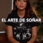 Laura Chimaras Instagram - ¿Te da miedo soñar? ¿compartes tus sueños con otras personas? Escucha este video y déjame tu opinión🧠