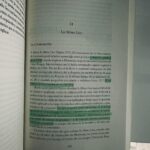 Laura Chimaras Instagram - Leer la segunda foto con calma… Mi primer post del 2024 va dedicado a quien robó mis pensamientos en todo el mes de Diciembre, haciendo de mi vida un carrusel de emociones, asombro, nostalgia y misterio, al maestro Leonardo Da Vinci. Sin duda el mejor libro que he leído en mi vida. Gracias @walter_isaacson tu pluma es una locura, lograste que me imaginara sentada en el estudio de Leonardo mientras trabajaba, gracias por ser vocero de grandes seres que todo el mundo debería conocer. 🥃