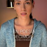 Laura Chimaras Instagram - NUESTRO PRIMER POEMA EN COLABORACIÓN🤎 En poesía decimos… Este primer poema lo hice con mi esposo @profmosquera espero que les guste. Gracias mi amor, por permitirte recitar juntos. Te Amo! Recuerden que para ser parte de los 4 videos que se harán en colaboración, debes estar en el grupo oficial de Instagram para que te enteres de la dinámica y así, escribir juntos. ¿Les gusta? 🤎 #poemacorto #poemaencolaboración #chimaraslaura #poesía #enpoesíadecimos #poeta