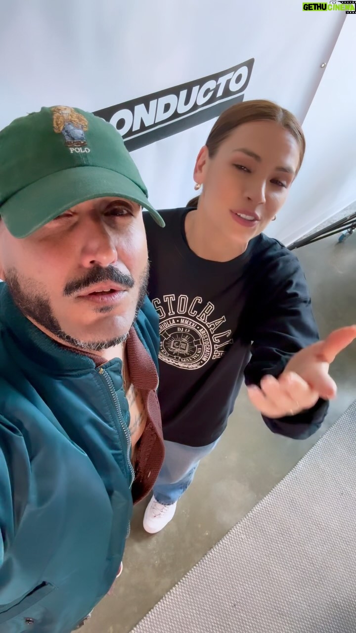 Laura Chimaras Instagram - Episodio 55 feat. @chimaraslaura Ya disponible!! YouTube: El Salvoconducto Podcast Powered @bykanvas