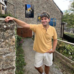 Laura Felpin Instagram - Webinaire en Bretagne avec les collègues , nickelos @  Sabine 
PS : le rnb était super jte filerai les coordonnées si tu comptes faire un tour avec pascal… même si me suis tapé  la vaiselle.. en ai plein le cul d mecs mdr bises…
.
( sinon rdv vendredi sur @tf1 pour le prime du @palmashow_officiel 💘)
