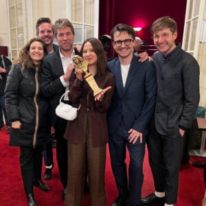 Laura Felpin Instagram - CI-JOINT UNE LISTE DE MERCI 💘  @cedricsalaun @nicolas_vital @geoffling_  @mika_le_baroudeur @ekindinis @thierry_suc_ts3 @tsprodcom @emmanueltallieu @bertrand_hodot @pra_di @maryn.rod @annesophienp @salomemtk @soniamtro @brigittemeirinho @qperso @gregory_weill