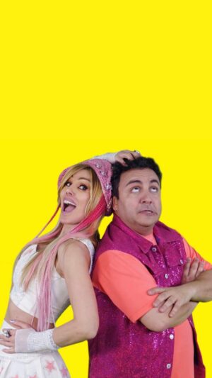 Laura Franco Instagram - ¡SÚPER ESTRENO! 🎬🎶🎉 

🎶 SE ARMÓ EL FIESTON 🎶 junto a @diegotopaok 

HOY a las 13hs en mi canal de YouTube ❤️ ya van a poder disfrutar de esta GRAN colaboración 🎤
Se viene el piojo, el piojito y el piojón! 
Pero no llegan solos…🥳🎉

Juntos vamos a estrenar 🎶 “SE ARMÓ EL FIESTÓN” y la verdadera fiesta es que @diegotopaok le ponga su corazón a mi canción 🎵 

Chiquipines ¿Alguna vez tuvieron piojos? 🔎👾

¡No se lo pueden perder! 🎉🎵💥🙌🎬🎉❤️

ESTRENO HOY 13hs 🗓️

#panam #yosoypanam #panamfiesta #música #canciones #niños #alegria #juegos #diversión #topa #diegotopa #searmoelfieston