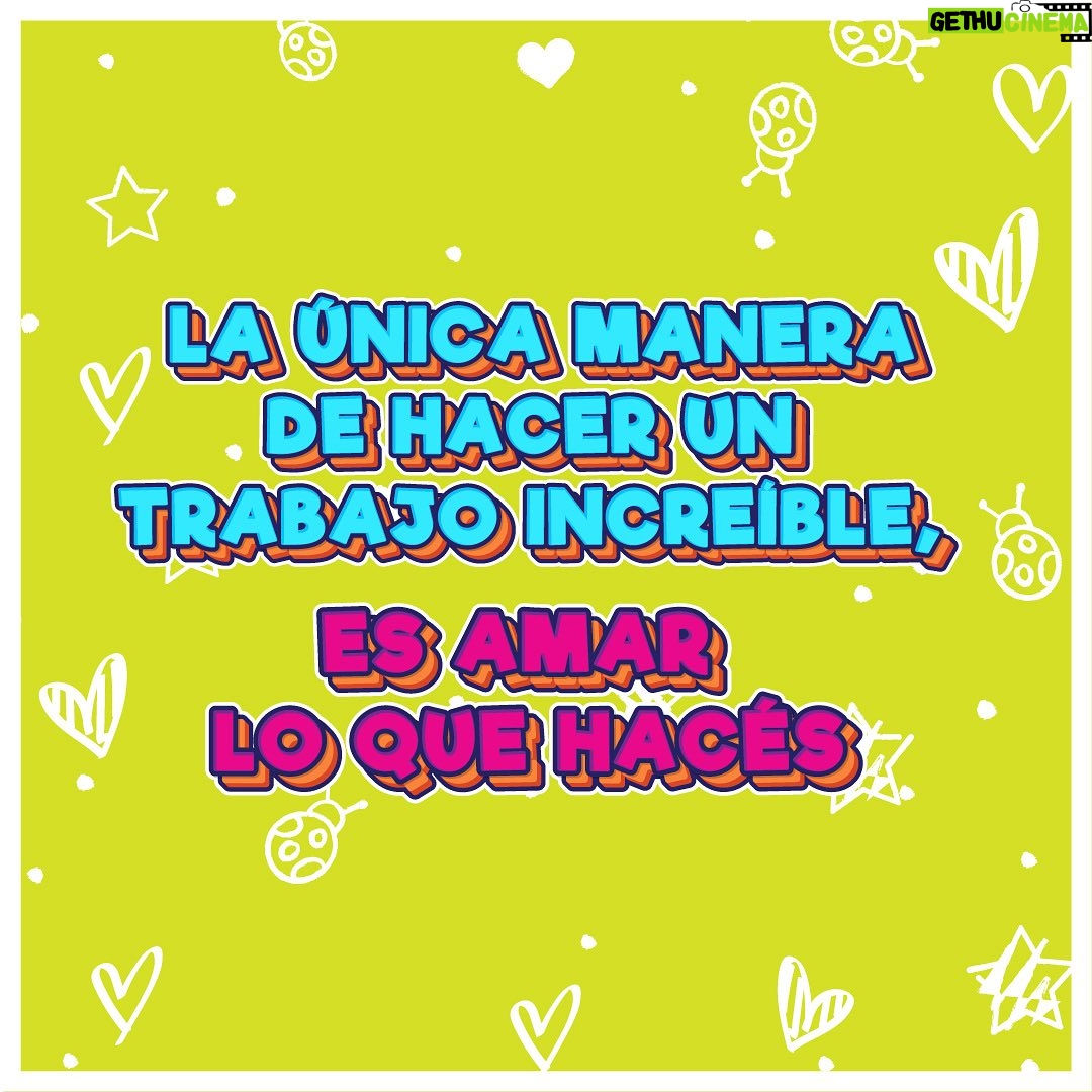 Laura Franco Instagram - La única manera de hacer un trabajo increíble es amar lo que haces 💕 ¡Que feliz soy arriba del escenario! 🎶 Feliz día del trabajador a quienes se esfuerzan cada día haciendo su tarea con mucho amor y alegría ❤️ Y en especial a todo el equipo que forma parte de la familia Pimpam 🎉🎪 ¡Los amodoro! ¿A quién le dedicarías este saludo? 👇🏻 mencionalo en este posteo asi lo recibe 😍 #panam #panamycirco #diadeltrabajador #1demayo #alegria #amor #niños #diversion #musica #canciones