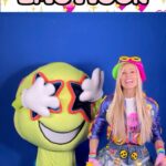 Laura Franco Instagram – Desafío emoticón 🎉🤩🎶 ¿Quién se suma?
Pueden subir su video bailando y mencionarme así los comparto ❤️ ¡Vamos todos a movernos al ritmo el emoticón!
#panam #yosoypanam #panamfiesta #música #canciones #niños #alegria #juegos #diversión