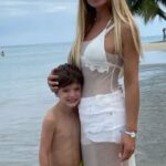 Laura Franco Instagram - Qué felicidad enormeee poder compartir en familia estos días en el Hard Rock Hotel & Casino Punta Cana 🏝️🌊☀️ una experiencia inolvidable para todos 💓 ¿Qué es lo que más le gusta hacer cuando se van a la playa? Cuéntenme 😍 Infinitas gracias @hrhcpuntacana ✨🫶🏼 #hrhcpuntacana