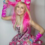 Laura Franco Instagram – ¿Cuál es tu Panam MOOD de hoy? 🤔💕
1. Feliz 😄
2. Divertida 🤣
3. Estoy en el horno 🤦🏻♀️
4. Tengo celos 🎶 estoy de los pelos
Comenta con cuál te sentis identificad@ hoy 👇🏻
#panam #yosoypanam #panamfiesta #música #canciones #niños #alegria #juegos #diversión
