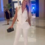 Laura Franco Instagram - Mi #Laulook para cenar esta noche en el @hrhcpuntacana 🤍🐚🌴 En mis historias pueden ver mucho más de este bello lugar 💫 #HRHCPuntaCana el verdadero paraíso 😍