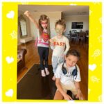 Laura Franco Instagram – Chiquipines ¡Hoy es el día del herman@! 😍🥰❤️ Un día para festejar con nuestros hermanos y hermanas y dedicarles todo nuestro amor 🎉 y también una canción…
🎶 Nos queremos nos amamos, compartimos y jugamos 🎶 HERMANOS 🎶
Gracias Sofi, Bauti y Luca por protegerse y cuidarse siempre!!! ❤️ como dice la canción… POR SIEMPRE UNIDOS HERMANOS 💕
Cuéntenme ¿Tienen hermanos? ¿Cuántos? Quiero leerlos ❤️👇🏻
#panam #yosoypanam #panamycirco
#musica #shows #niños #diversion #alegria #juegos #entretenimiento