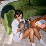 Laura Harrier Instagram - at home in la by @adrianmartinn